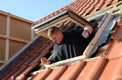 Pose de fenêtres de toit Velux à Lubine